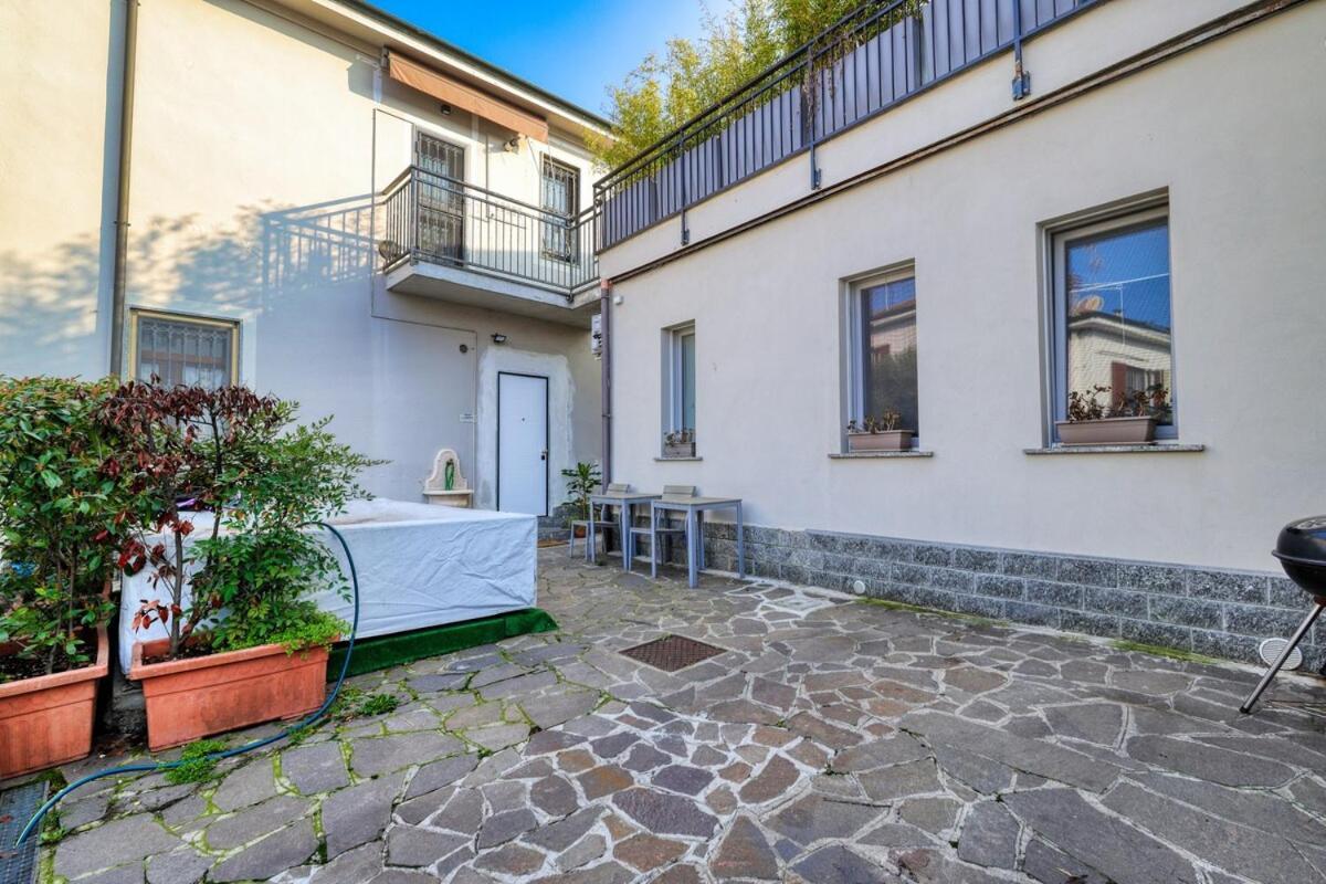 Jacuzzi & Relax - Casa Indipendente 20Min Da Milano Villa Zelo Buon Persico Buitenkant foto